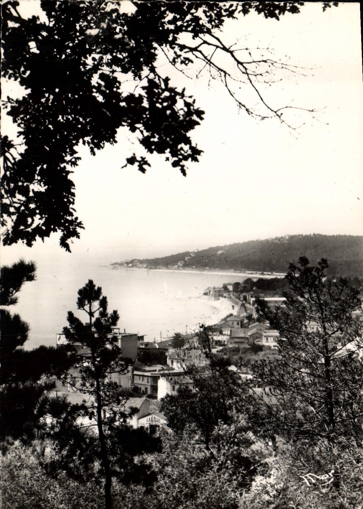 CPM Sainte Maxime sur Mer Vue generale