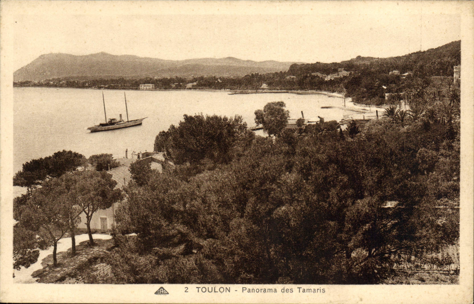 VINTAGE POSTCARD Toulon Panorama desTamaris