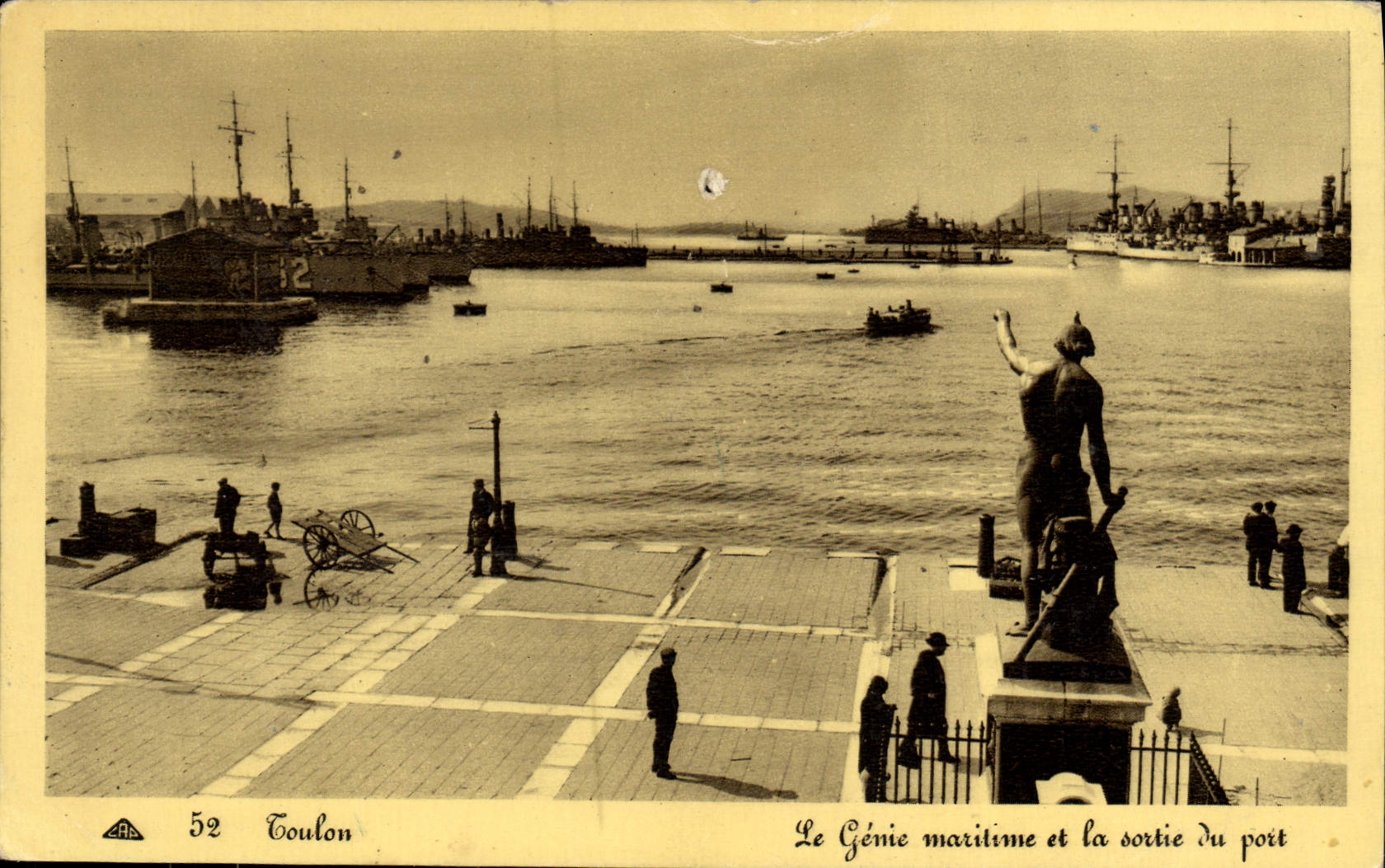 VINTAGE POSTCARD Toulon Marine engineering and the exit of the port