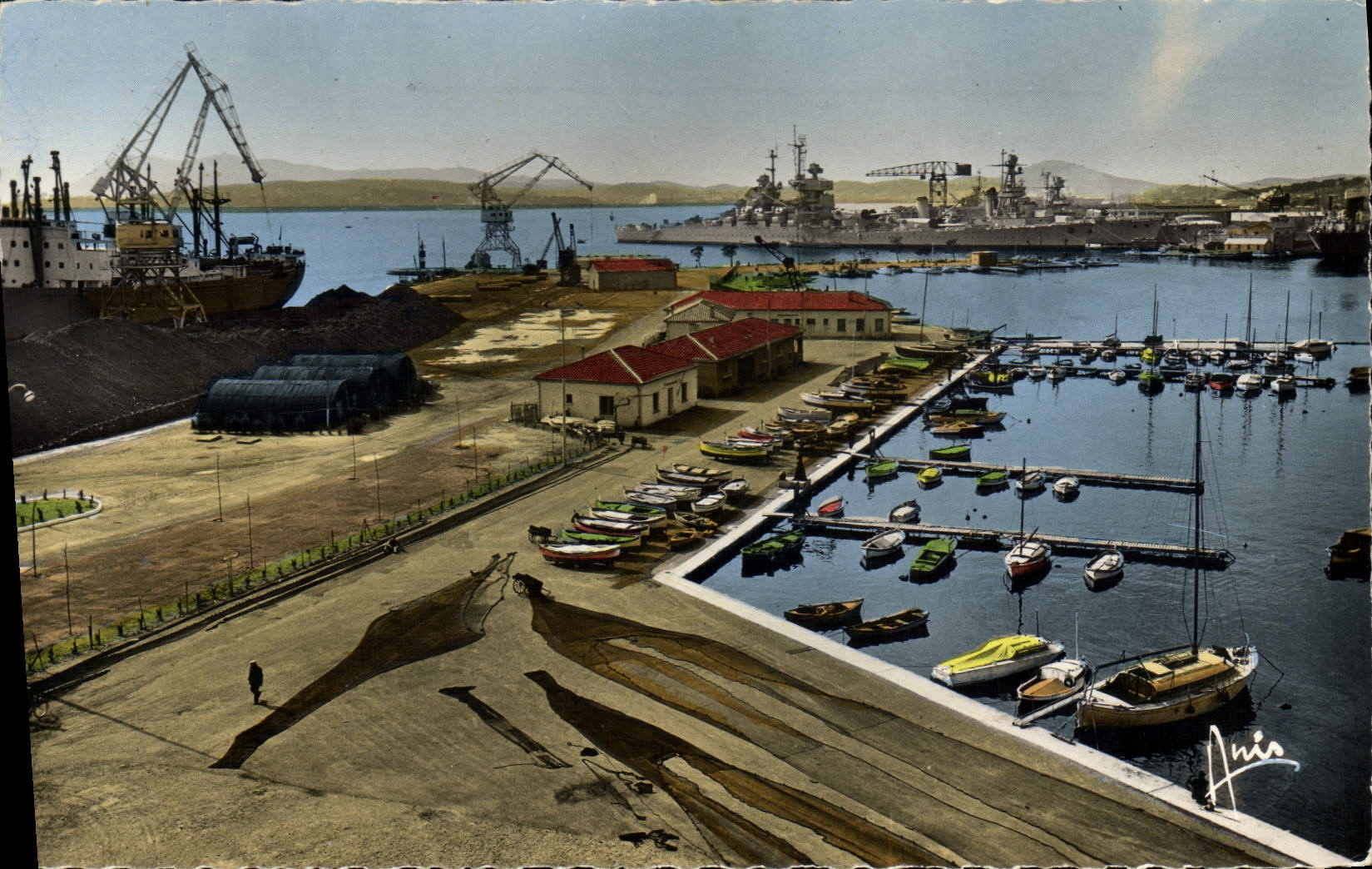 CPM Toulon Port Marchand Bateaux 