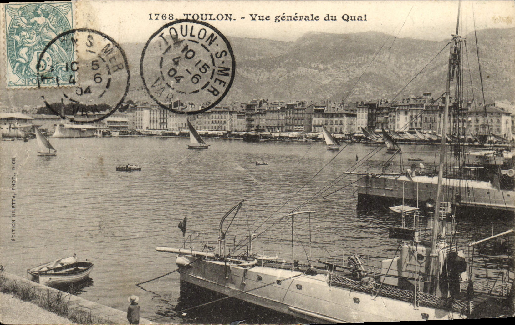 CPA Toulon Vue generale du Quai Bateaux