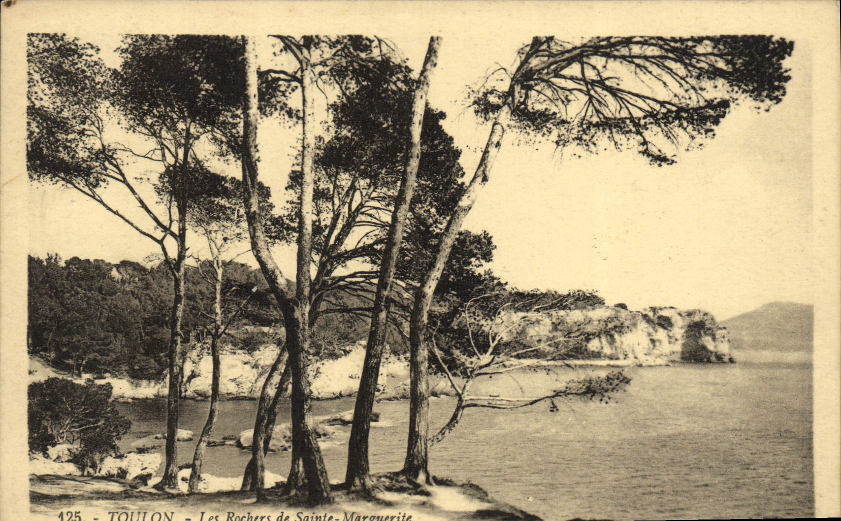 CPA Toulon Les rochers de Sainte Marguerite 