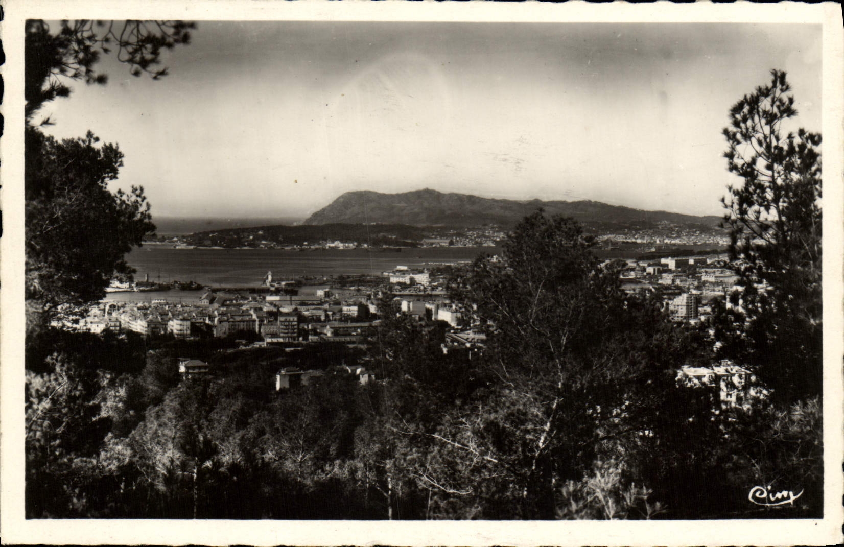 CPA Vue panoramique de Toulon