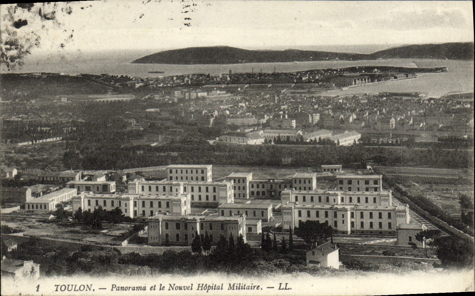CPA Toulon Panorama et le Nouvel Hopital Militaire Militaria