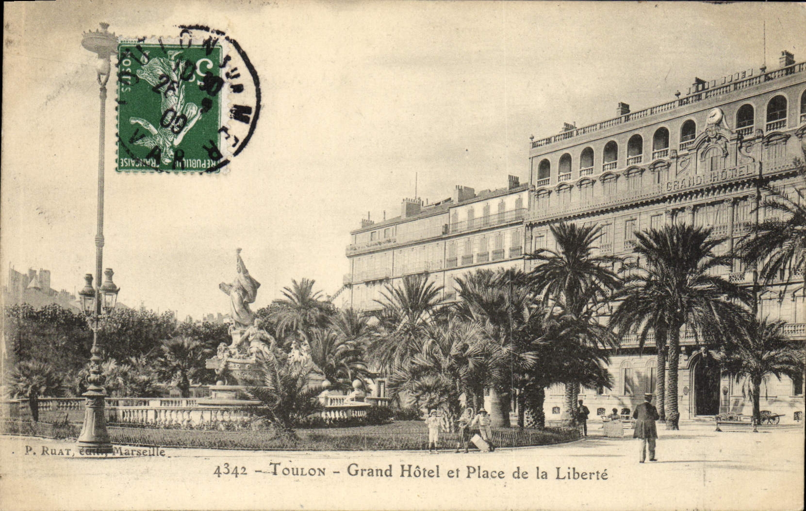 CPA Toulon Grand Hotel et Place de la Liberte 