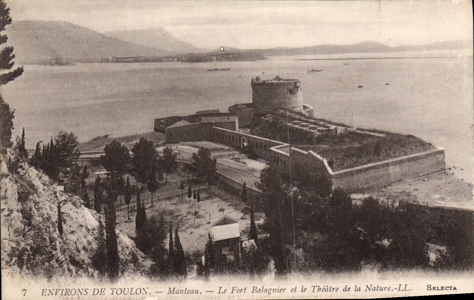 VINTAGE POSTCARD Surroundings of Toulon Coat the Strong balagnier and the Theater of Nature