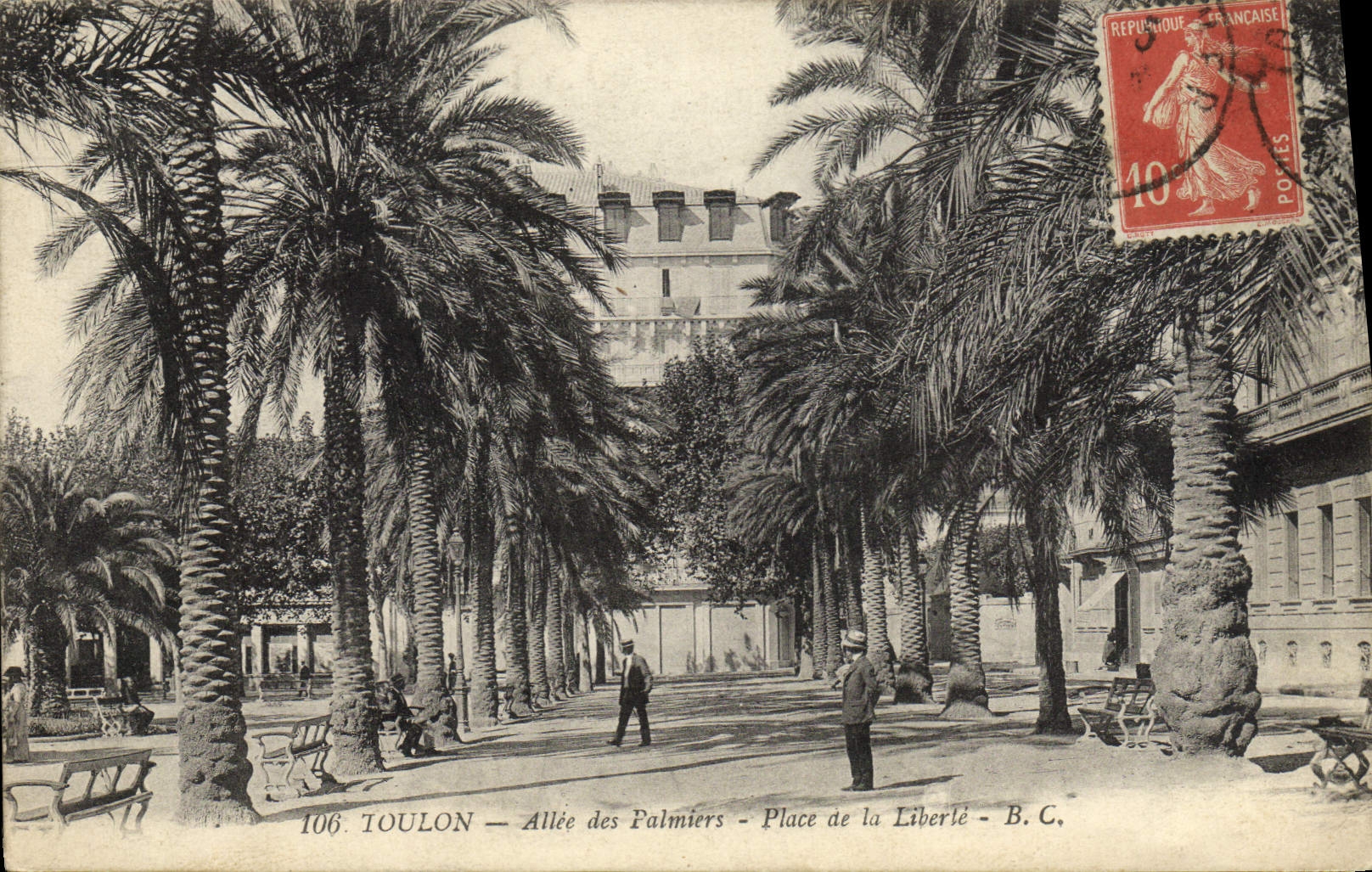 VINTAGE POSTCARD Toulon Allee from the Palm trees Places Freedom