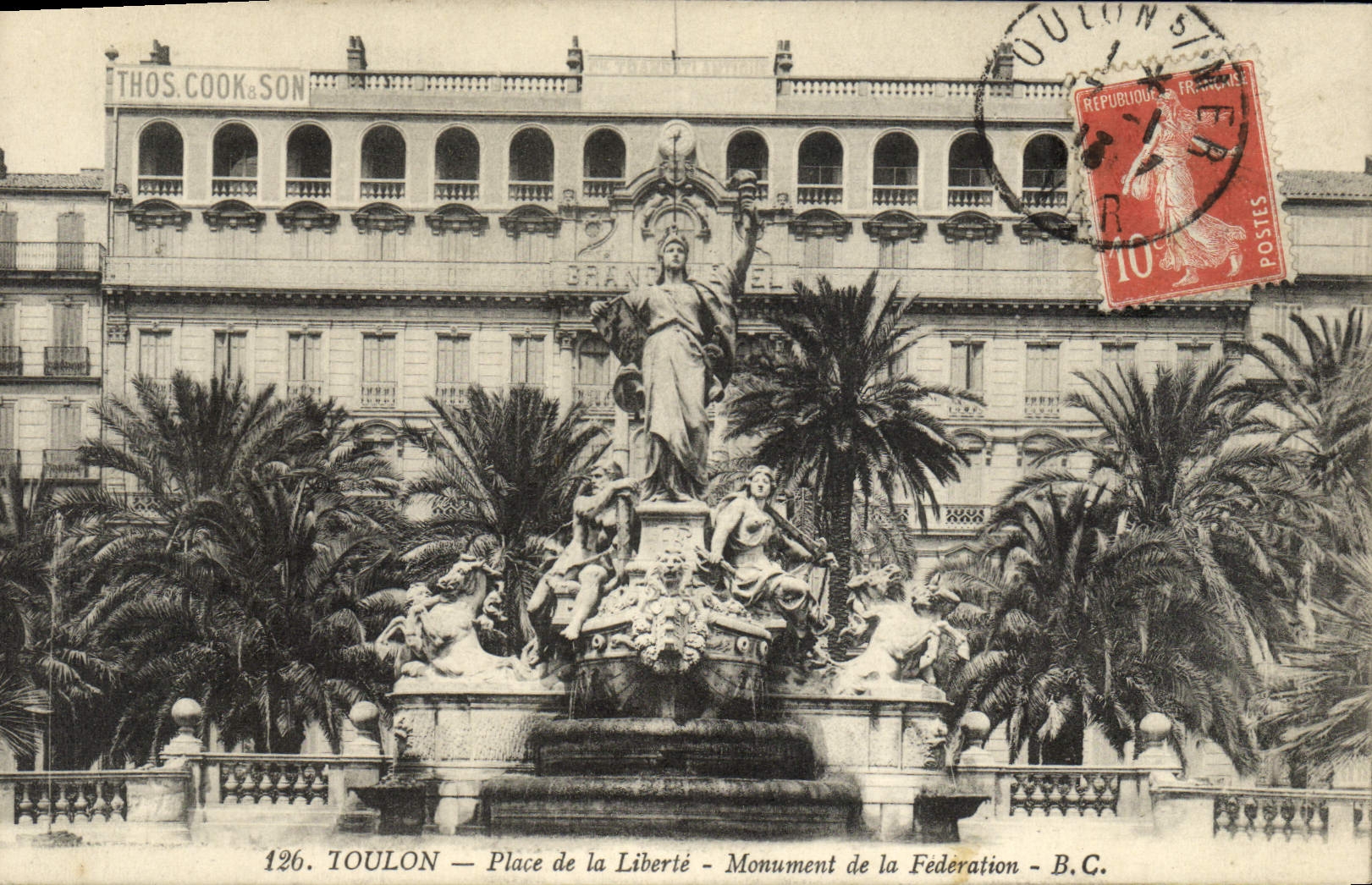 CPA Toulon Place de la Liberte Monument de la Federation