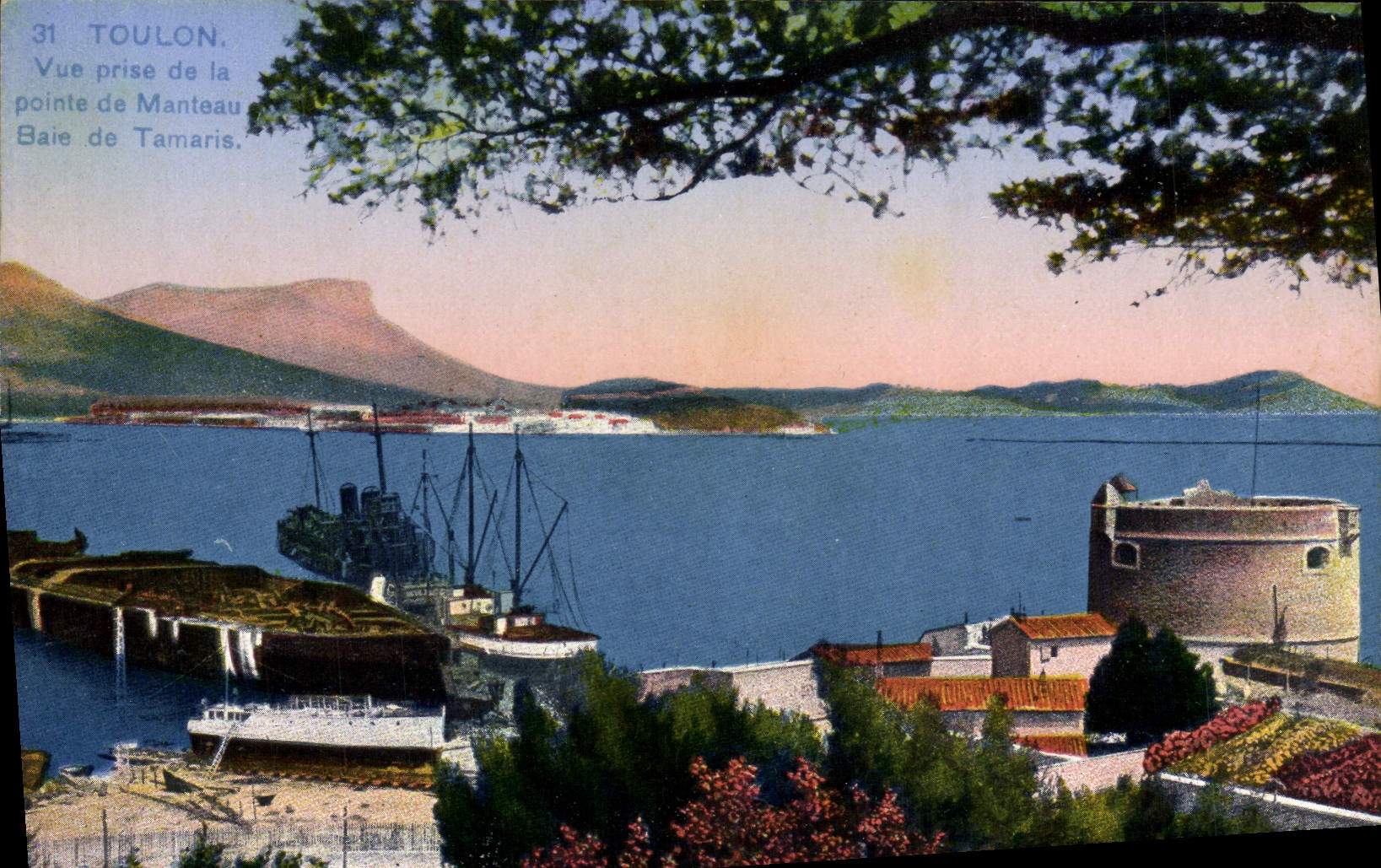 CPA Toulon Vue prise de la Pointe de Manteau Baue de Tamaris 