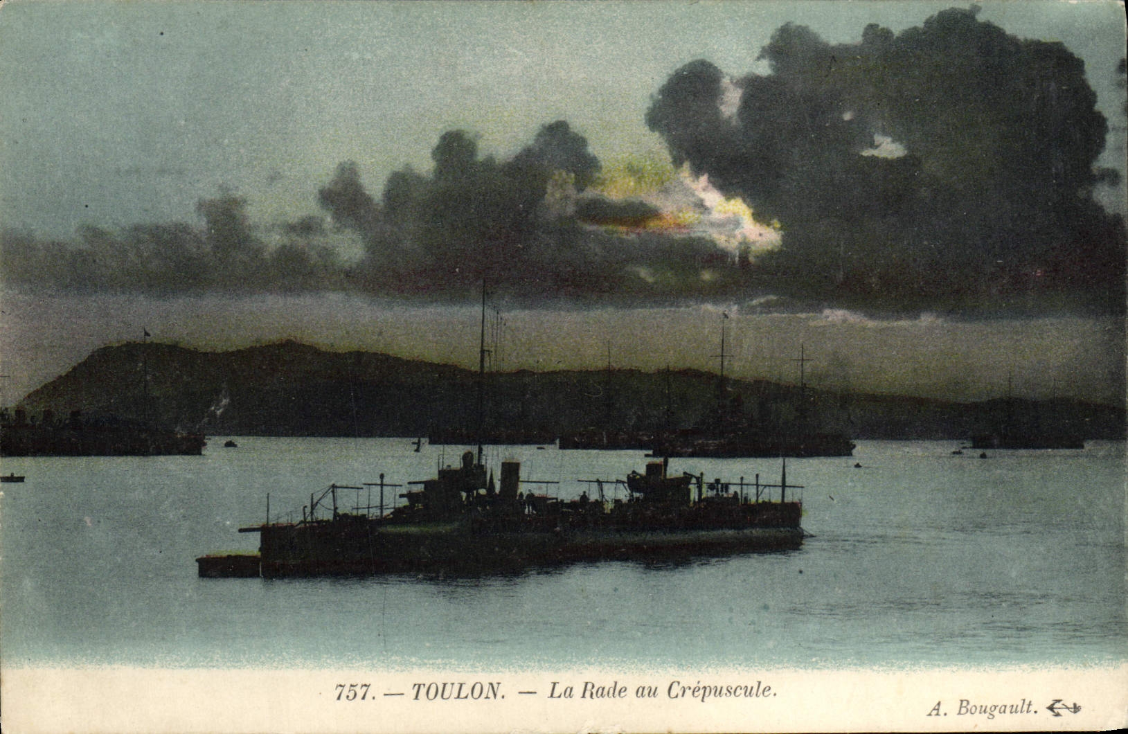 VINTAGE POSTCARD Toulon Roads in the Twilight Boat War