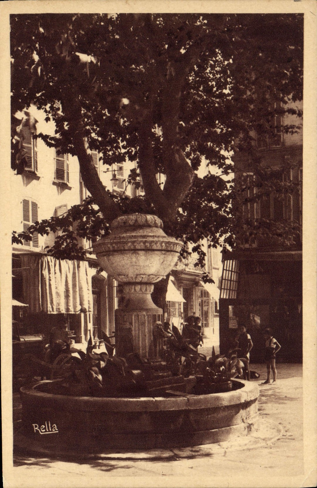 CPA Toulon Fontaine de la Place Suchet