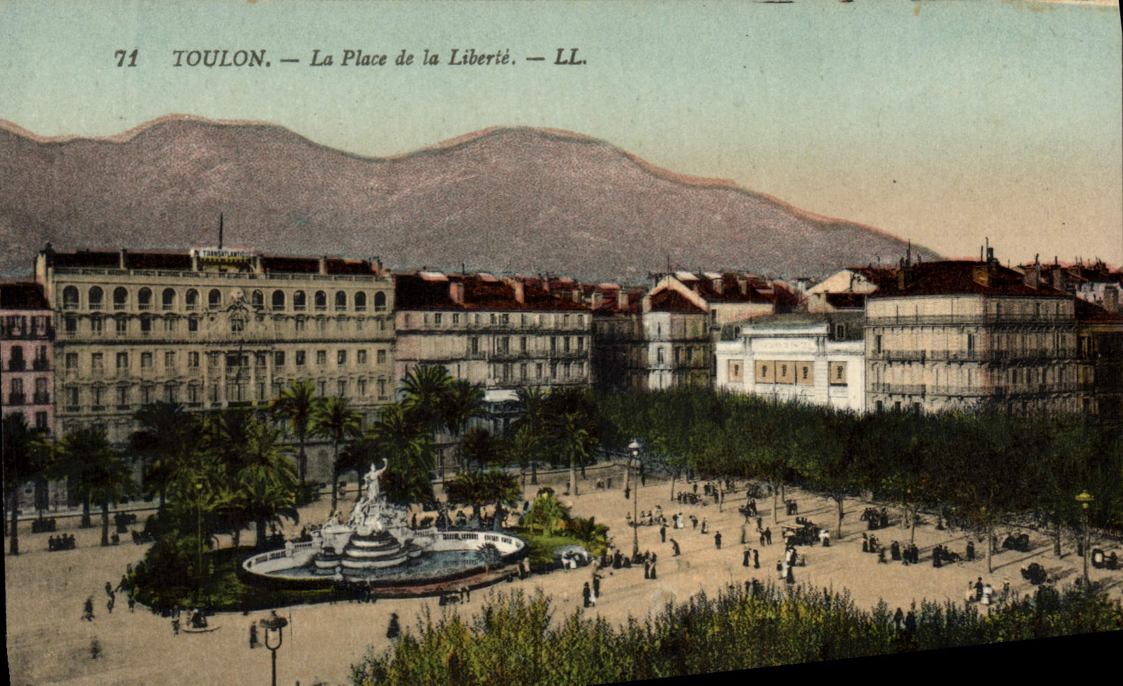 CPA Toulon La Place de la Liberte 