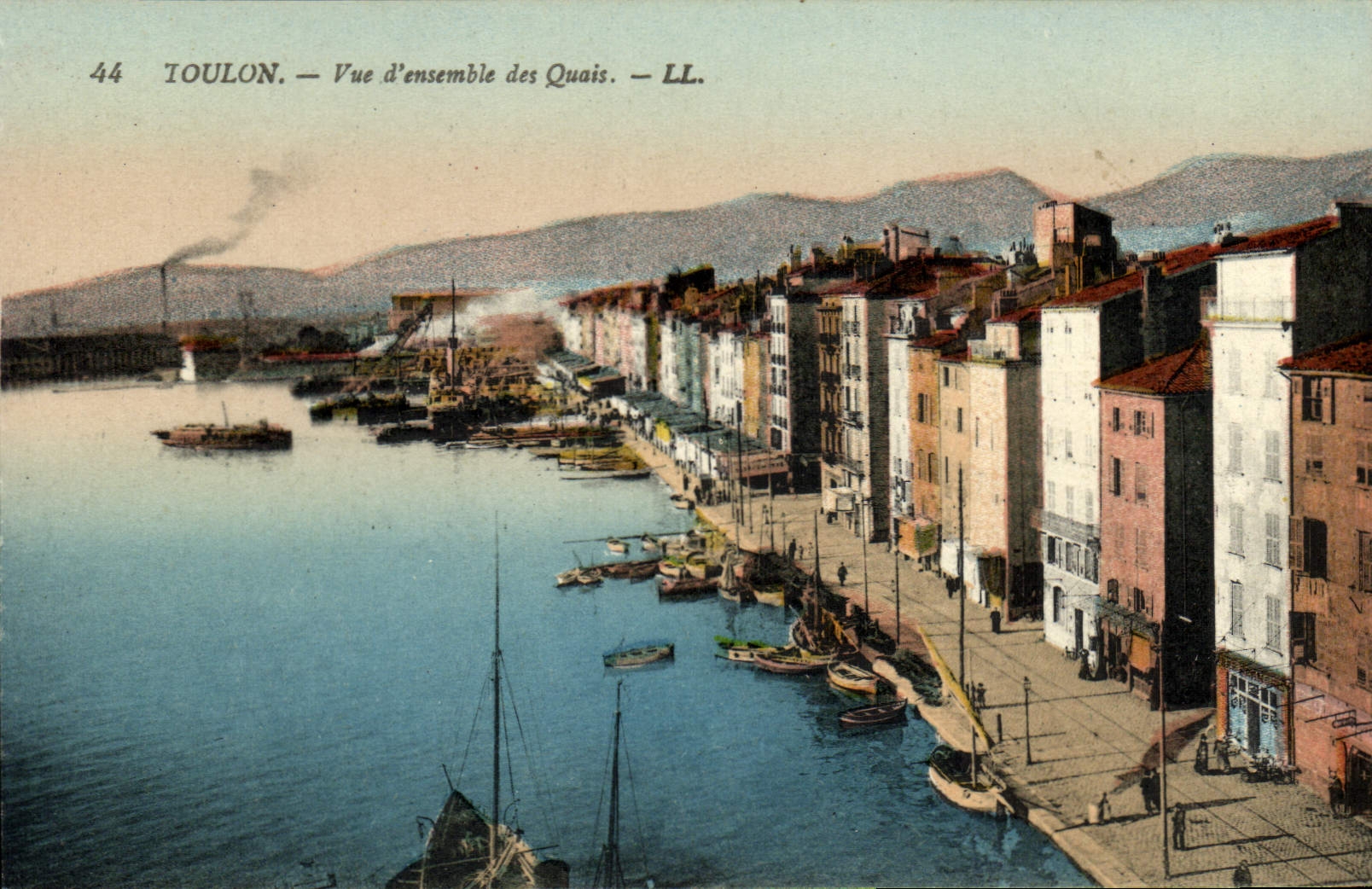 CPA Toulon Vue d'ensemble des Quais 