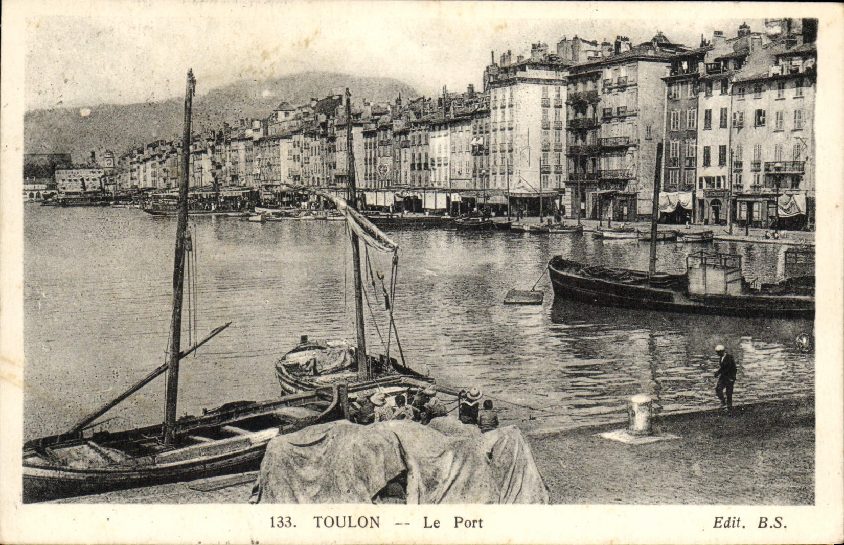 CPA Toulon Le Port Bateaux