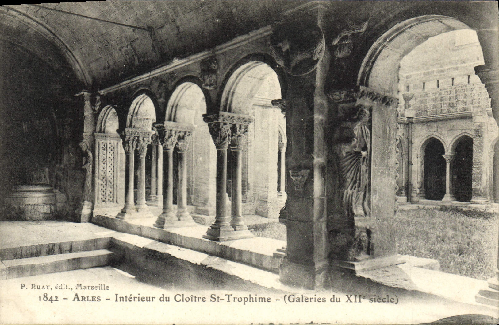 VINTAGE POSTCARD Arles Interior of the Cloister St Trophime Galleries of 12th