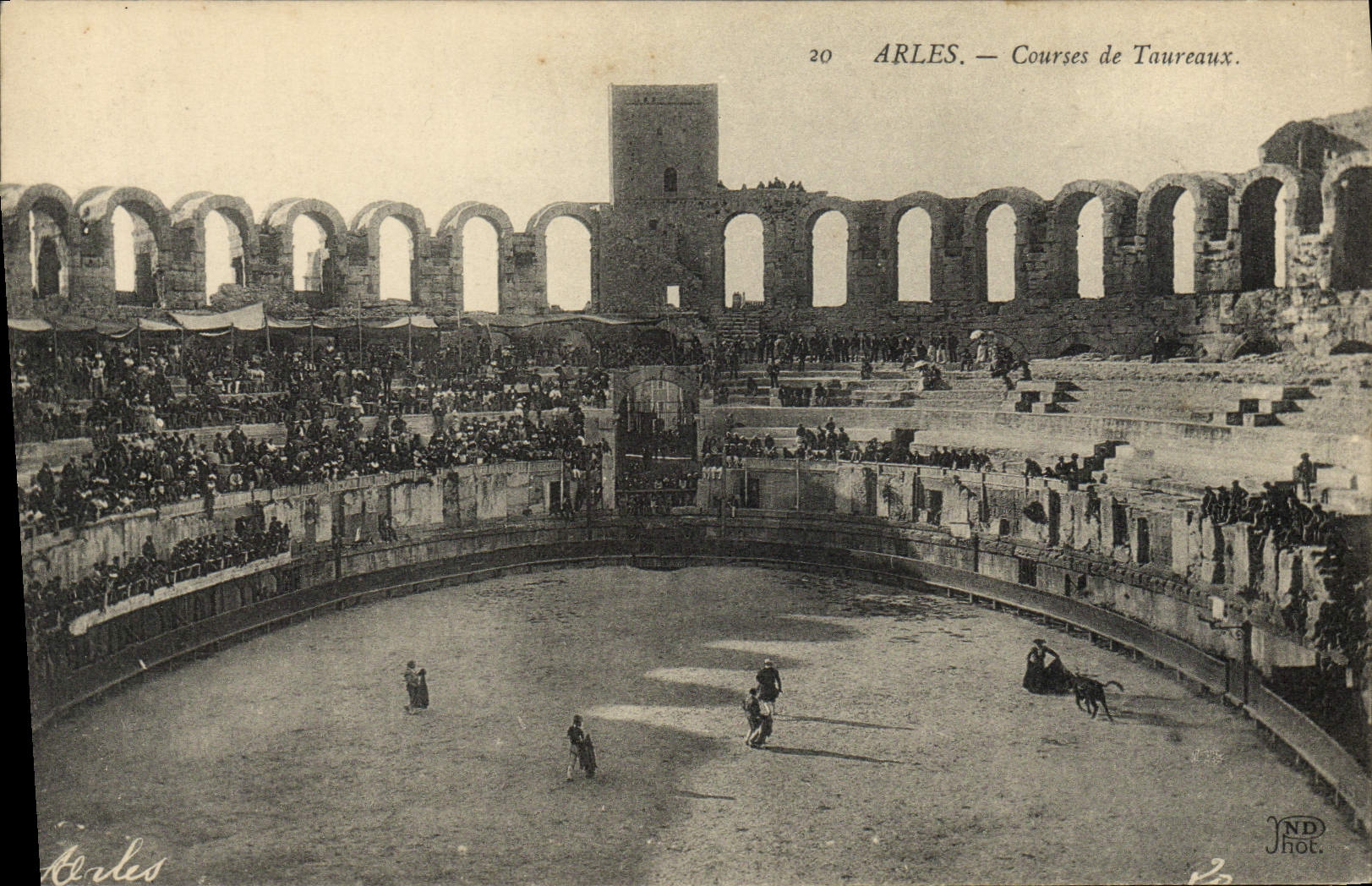 VINTAGE POSTCARD Arles Bullfights Bullfight