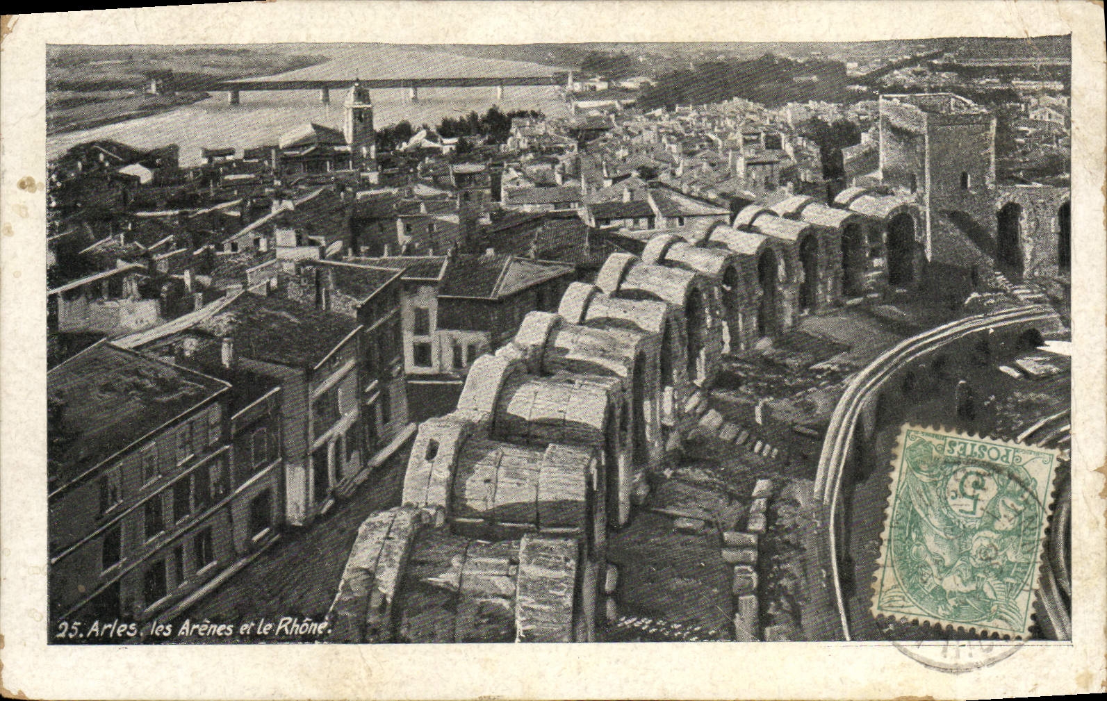CPA Arles Les Arenes et le Rhone 