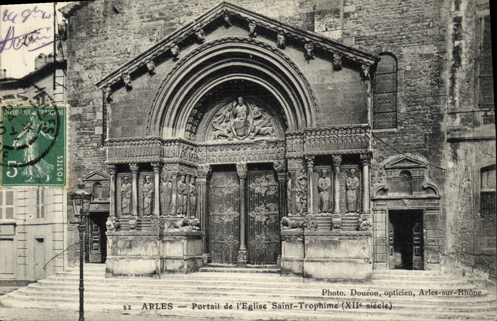 CPA Arles Portail de L'Eglise Saint Trophime