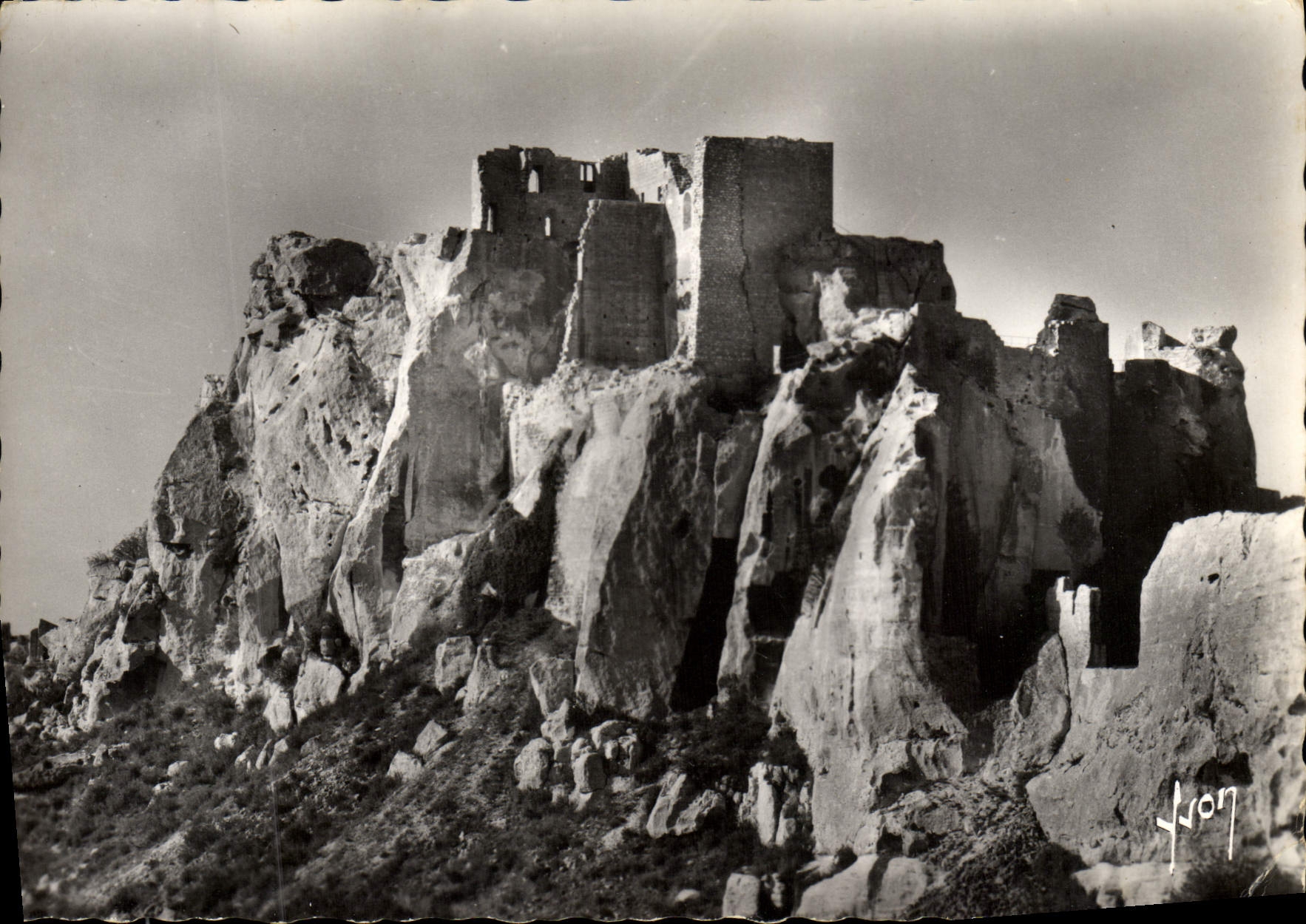 CPM Les Baux Le Chateau