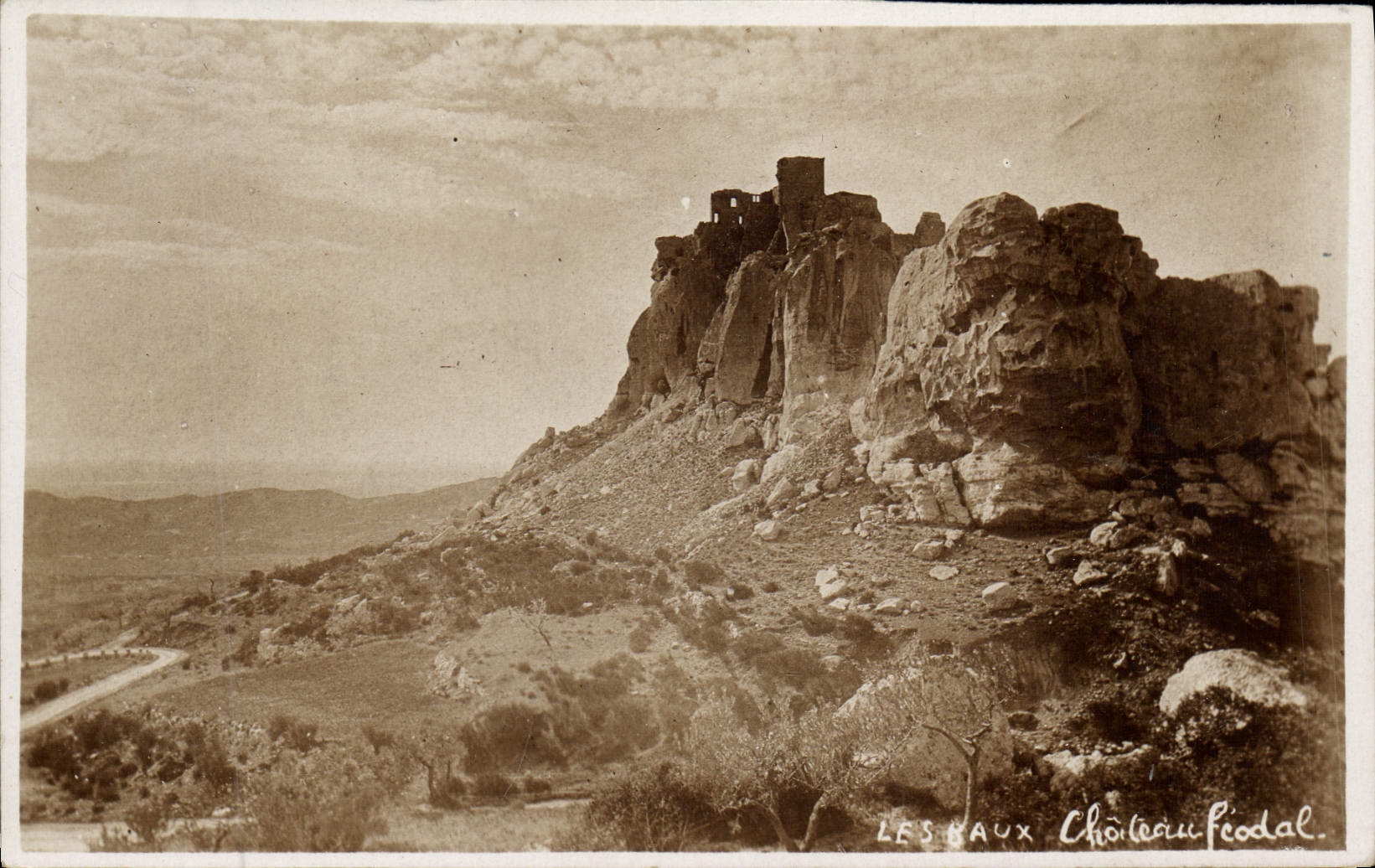 CPM Les Baux Le Chateau