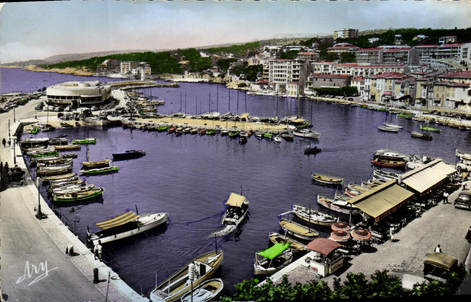 CPM Calanque Vue Generale Du Port Bateaux 