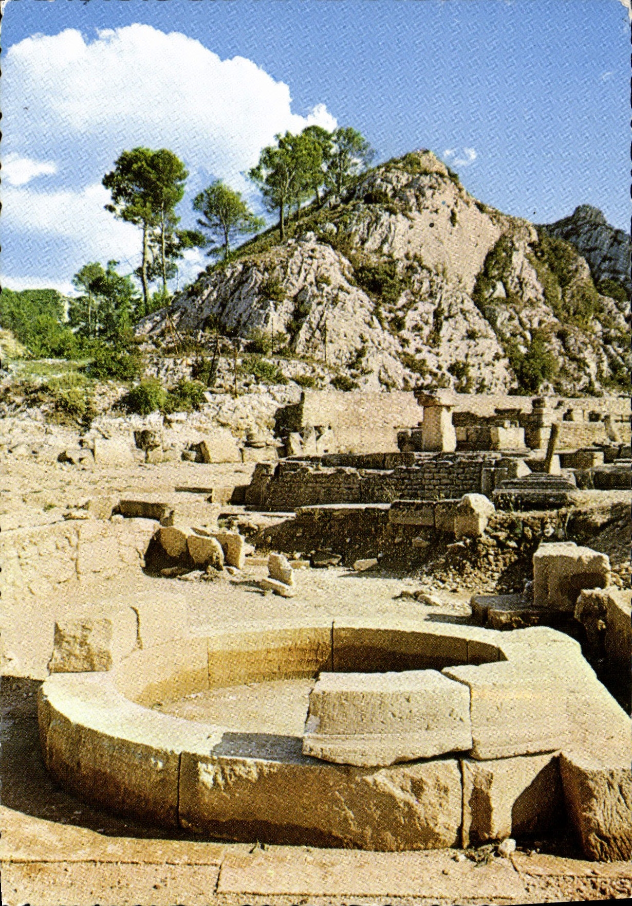 CPM Salon Remy de Provence Les ruines 