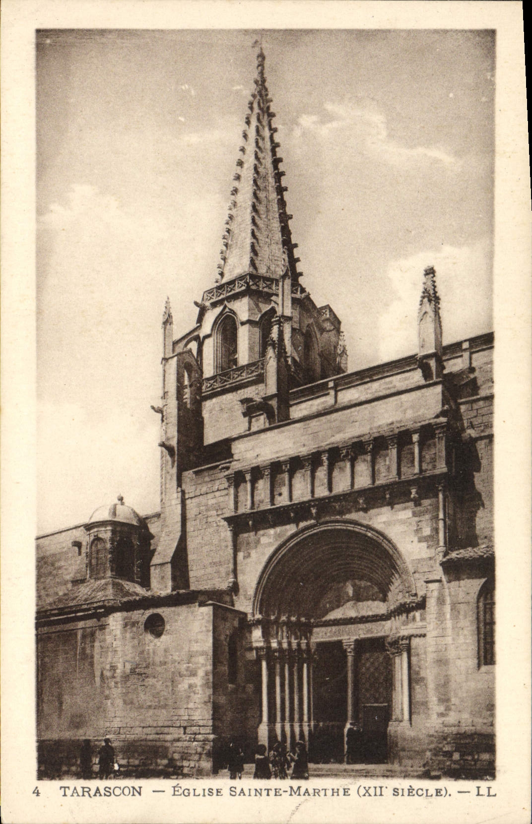 CPA Tarascon Eglise Saint Marthe