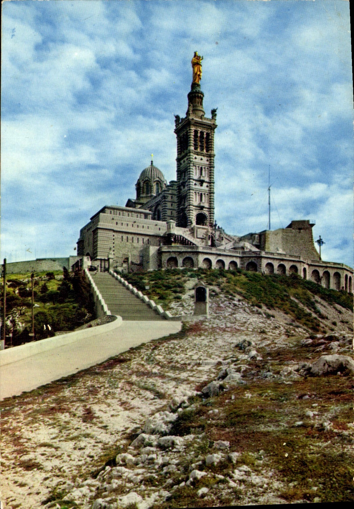 CPM Marseille Basilique de Notre Dame de la Garde