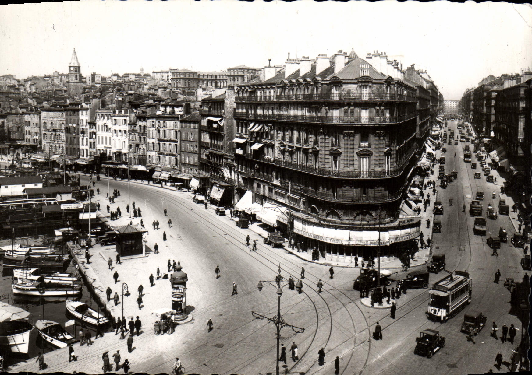 CPM Marseille Quai Marechal Petain et rue de la Republique 
