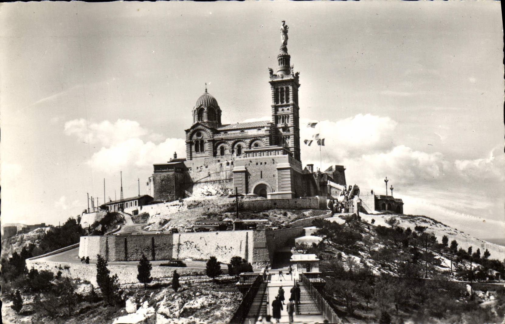 CPM Marseille Basilique N D de la Garde 