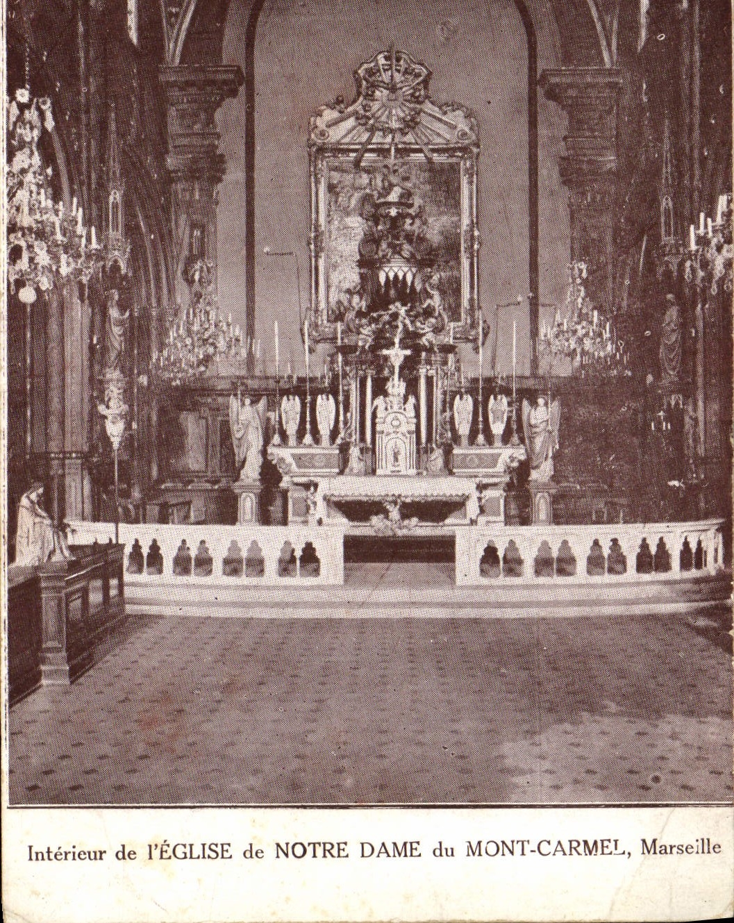 CPA Interieur de l'Eglise de Notre Dame du Mont Carmel Marseille 