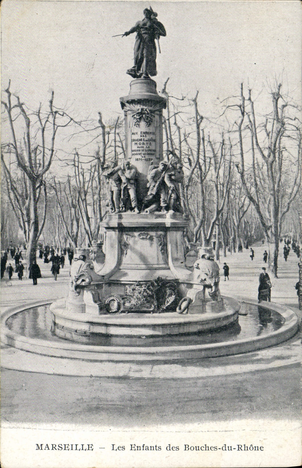 CPA Marseille Les Enfants des Bouches du Rhone