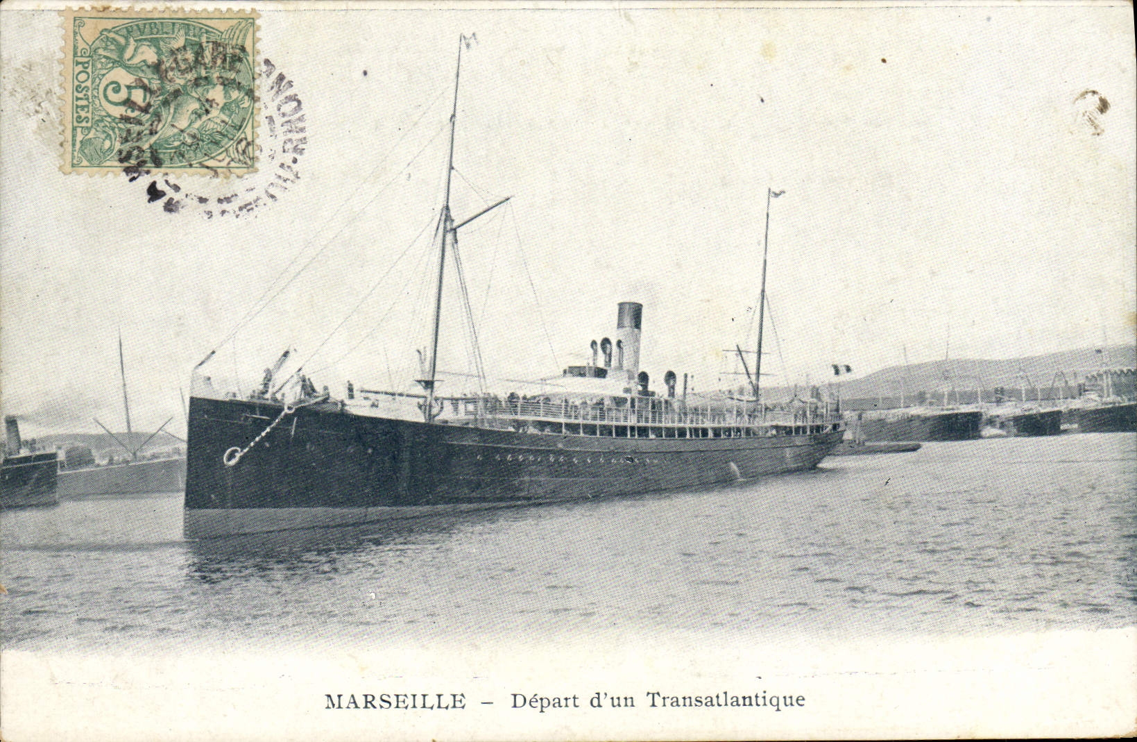 CPA Marseille Depart d'un Transatlantique Bateau
