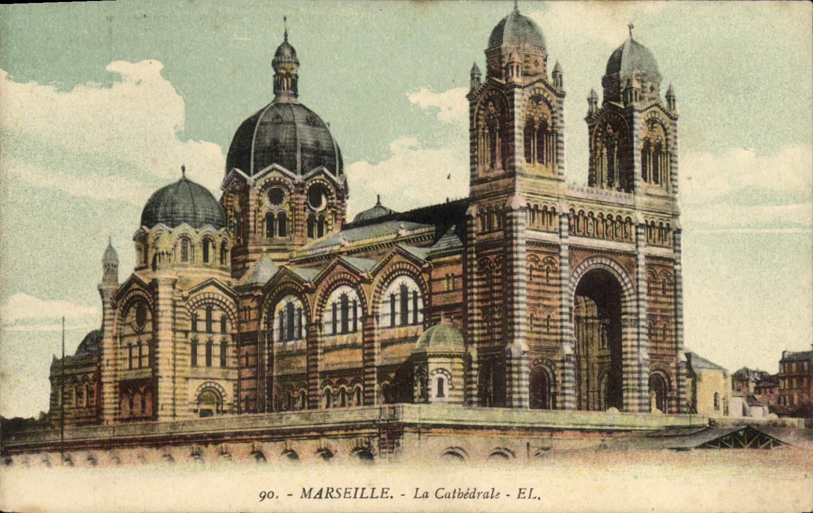 CPA Marseille La Cathedrale 