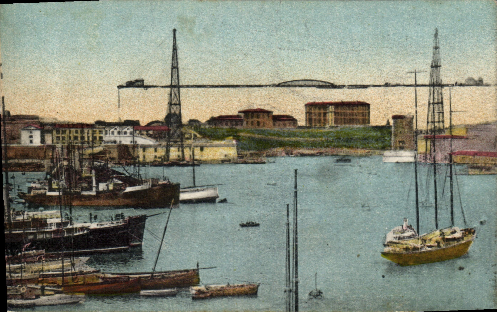 CPA Marseille Le Pont Transbordeur Bateaux