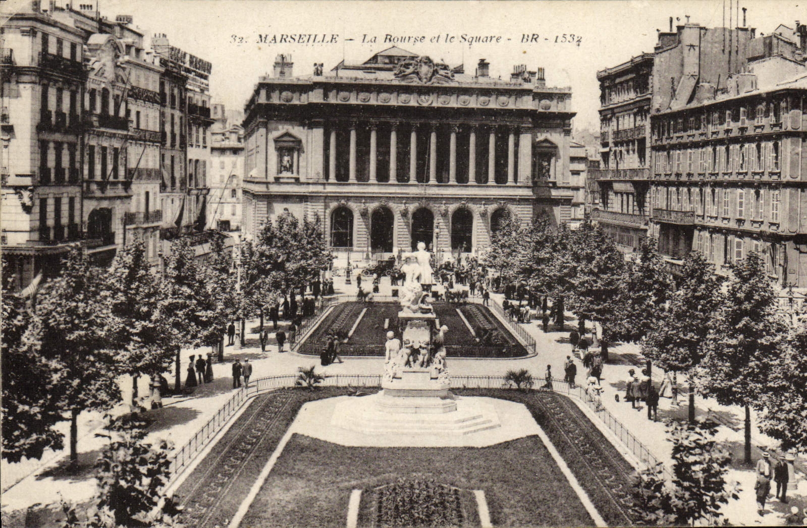 CPA Marseille La Bourse et le Square 