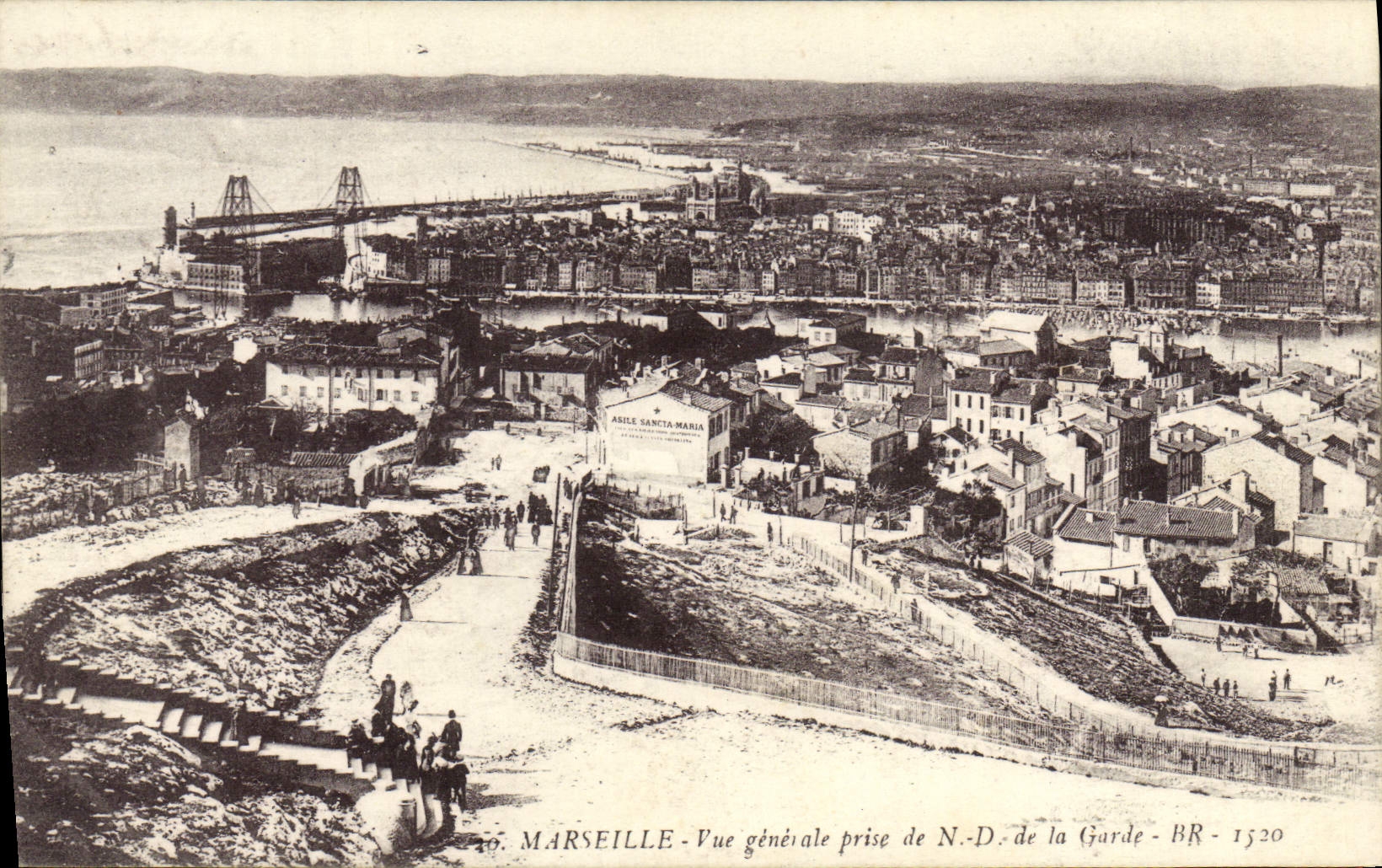 CPA Marseille Vue generale prise de N D de la Garde 