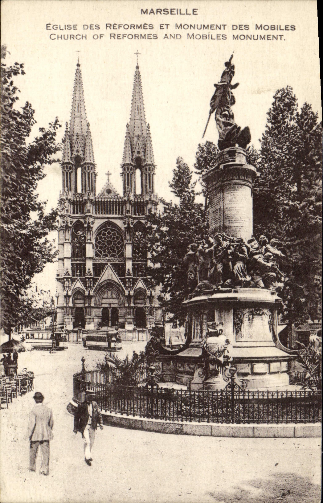 CPA Marseille Eglise des Reformes et Monument des Mobiles 