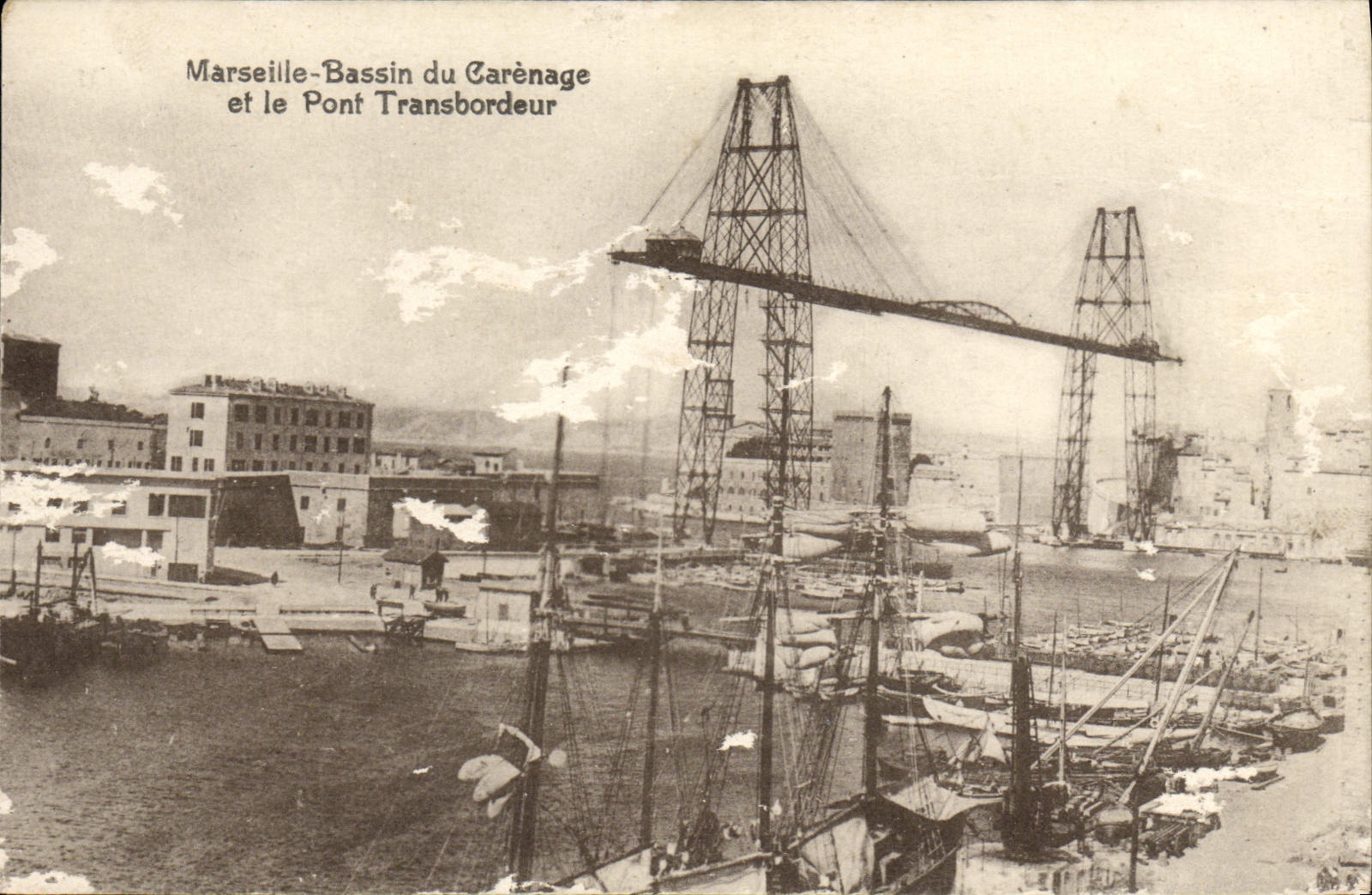CPA Marseille Bassin du Carenage et le Pont Transbordeur Bateaux