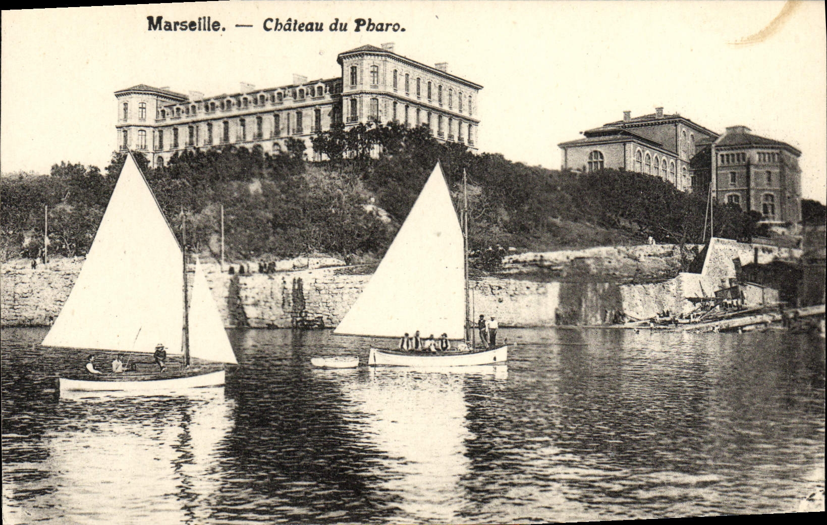 CPA Marseille Chateau du pharo