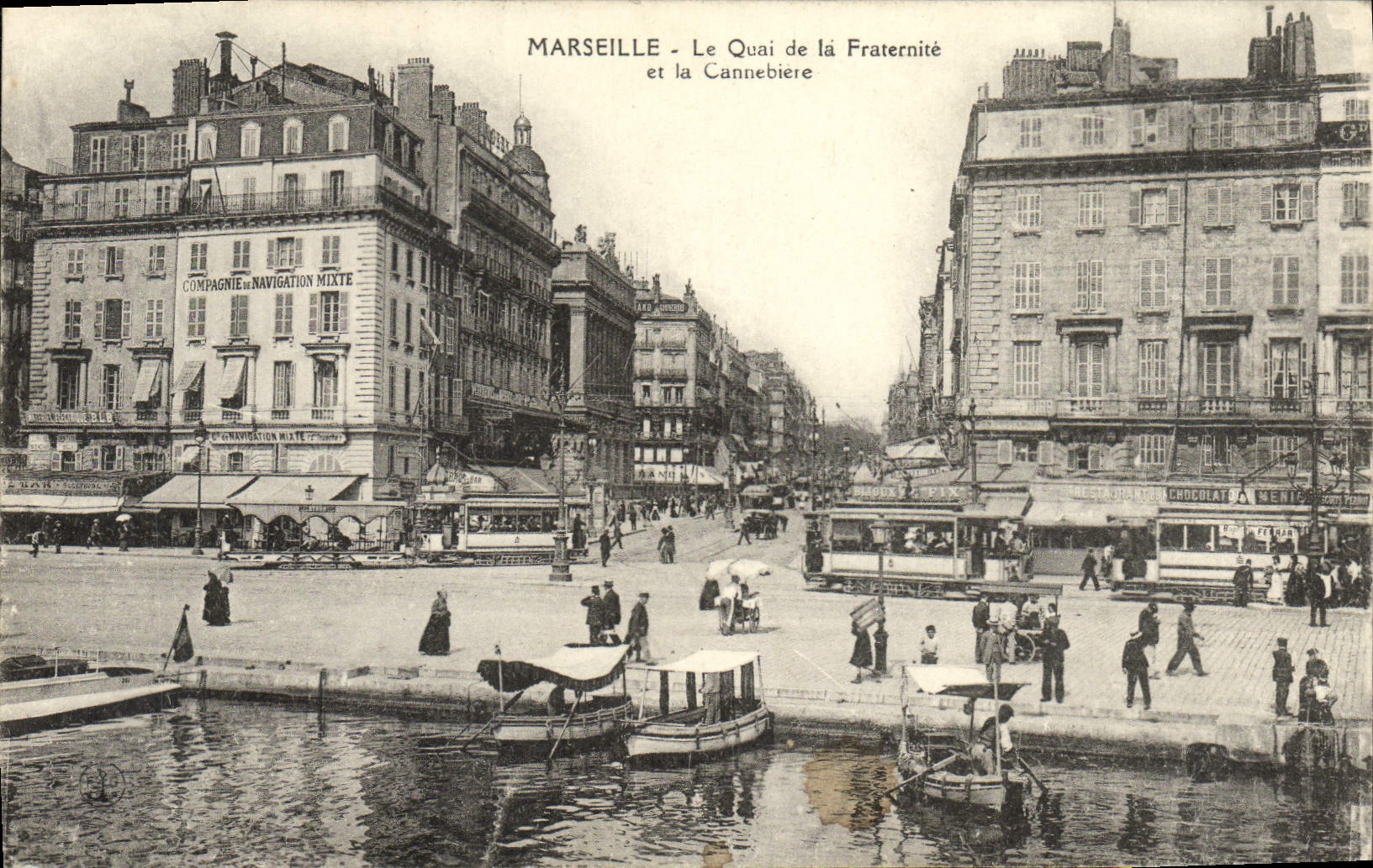 CPA Marseille Le quai de la Fraternite et la Cannebiere