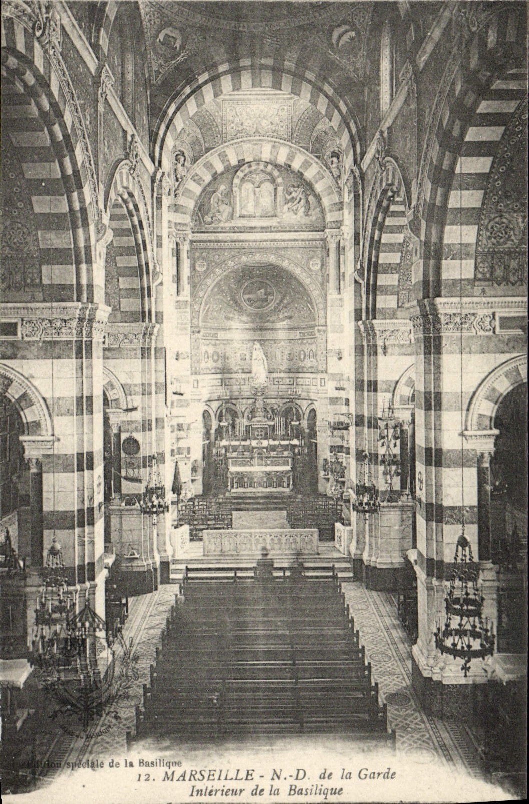 CPA Marseille ND la garde interieur de la basilique