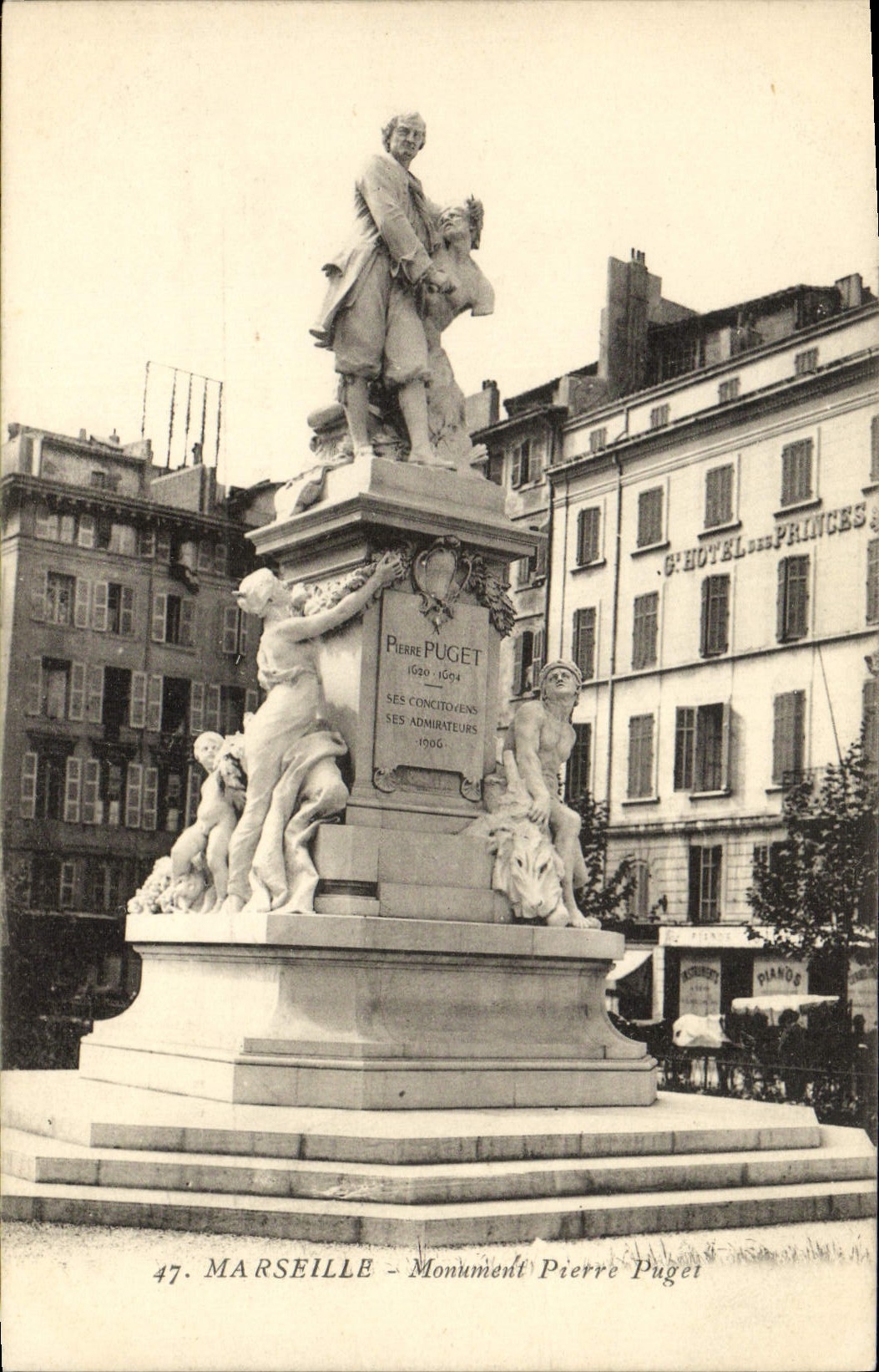 CPA Marseille Monument Pierre Puget