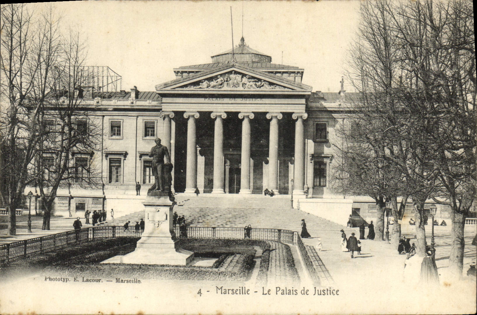 CPA Marseille Le palais de justice