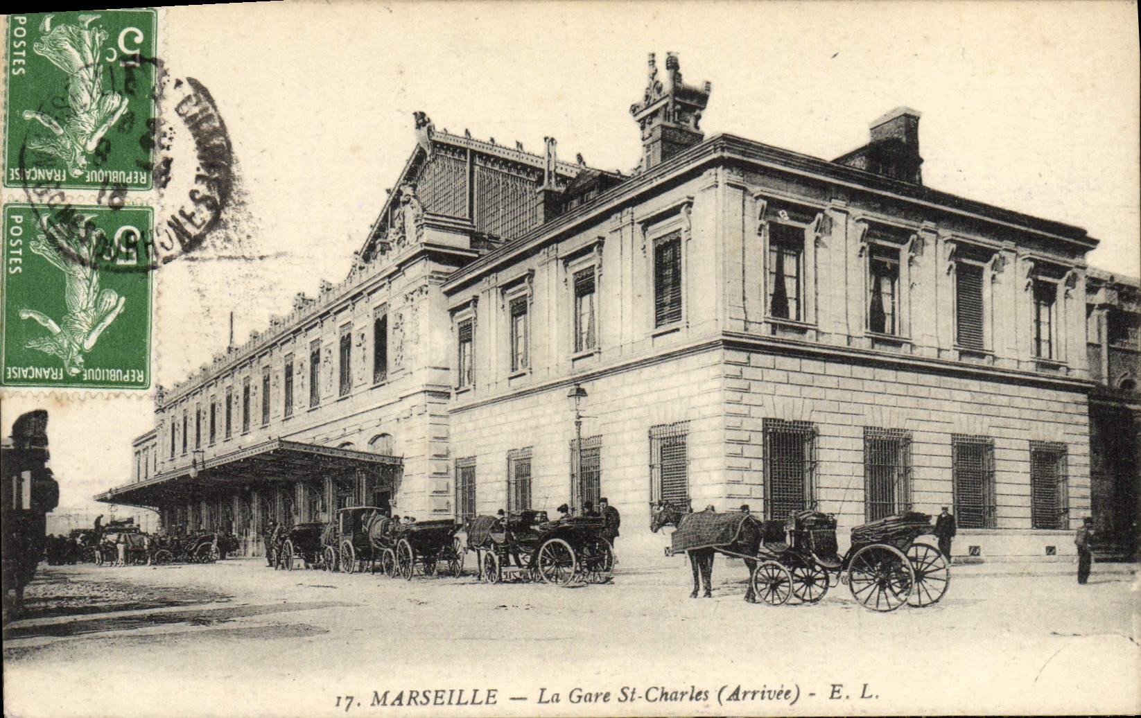 CPA Marseille La Gare St Charles Arrivee