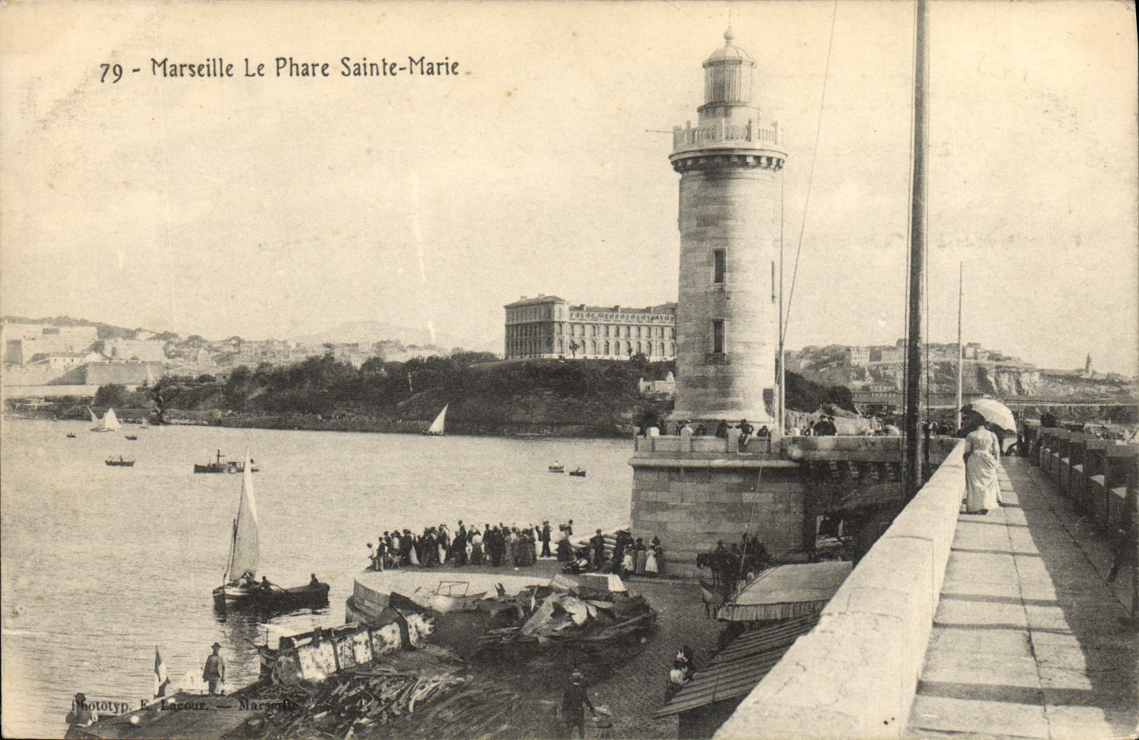 CPA Marseille Le phare sainte marie