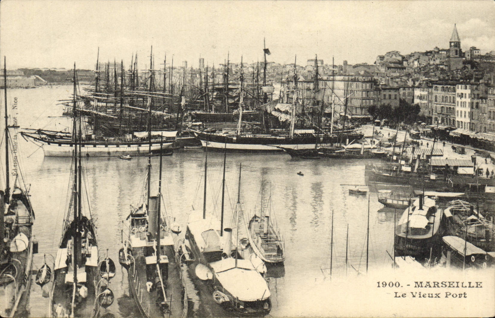 CPA Marseille Le vieux port Bateaux