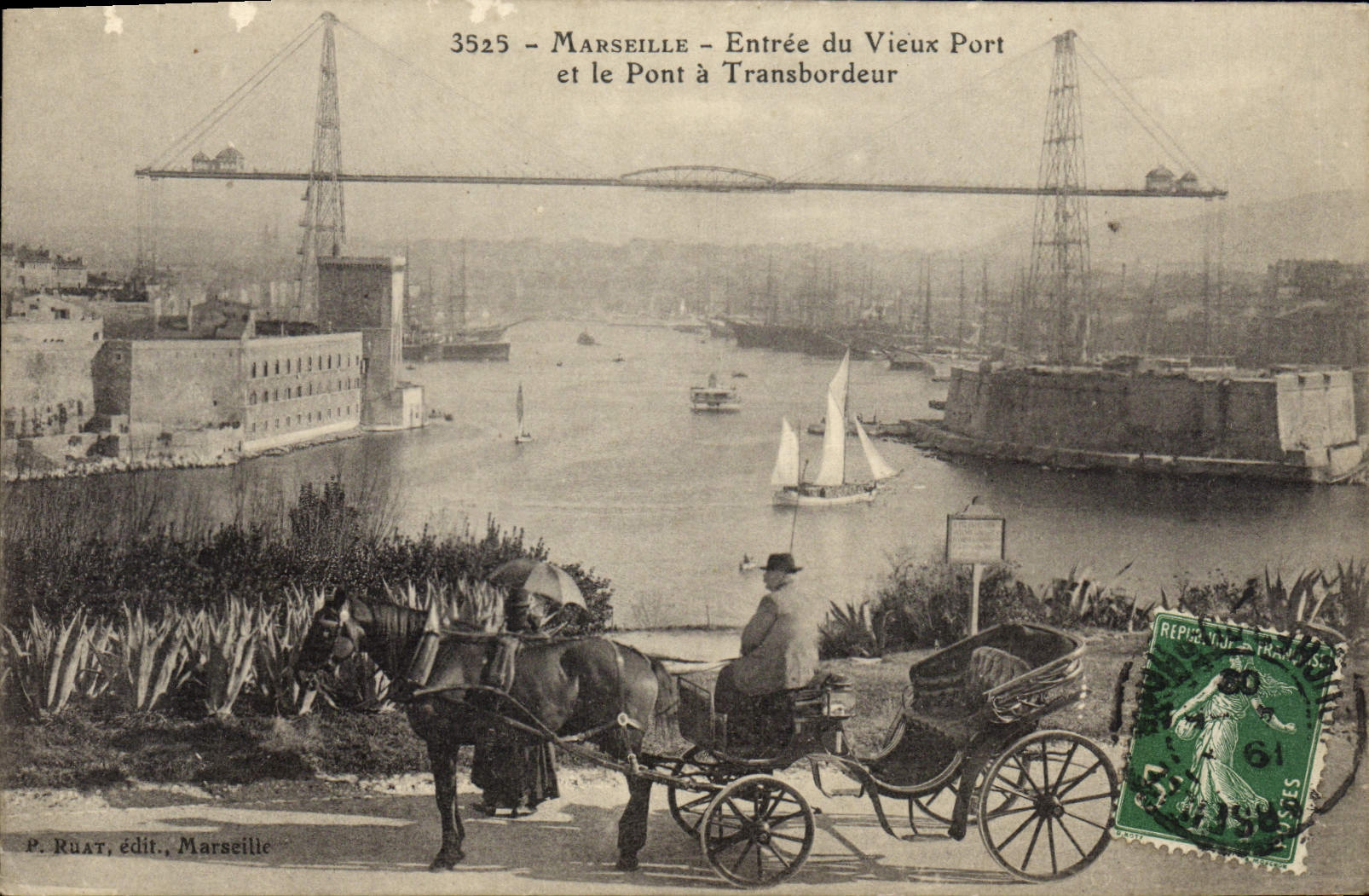 CPA Marseille entree du vieux port et le pont a transbordeur