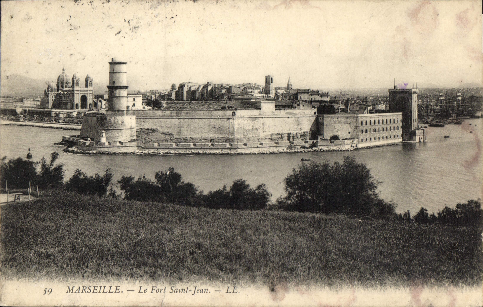 CPA Marseille Le fort saint jean