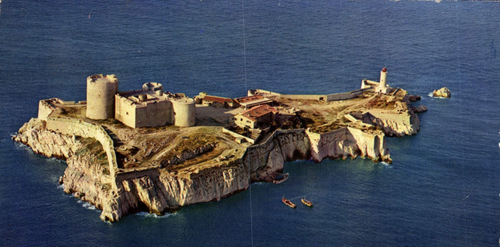 CPA Marseille Le Chateau Vue Aerienne du Aerial View of the Castle